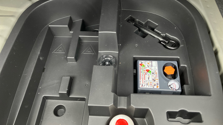 Nissan Juke 1.0 DiG-T Tekna 5dr Petrol Hatchback